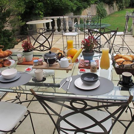 Bed and Breakfast ChezLola Civray  Esterno foto